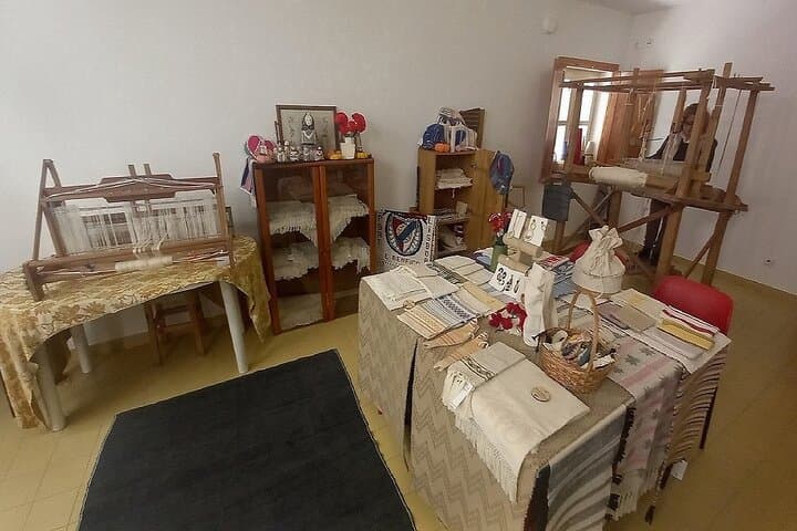 Shopping Old Coimbra: Local Crafts, Ceramic Studios & Wine Tasting