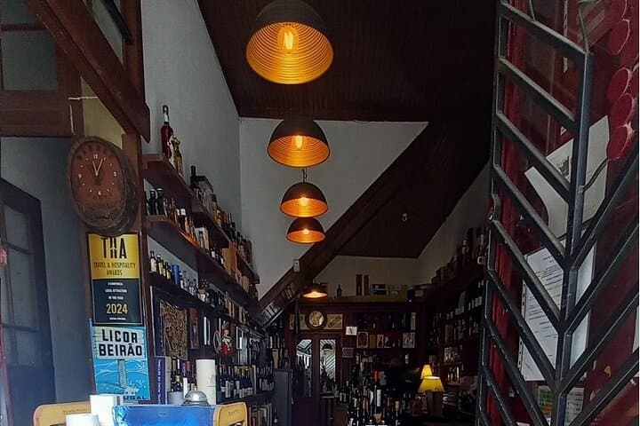 Shopping Old Coimbra: Local Crafts, Ceramic Studios & Wine Tasting photo 4