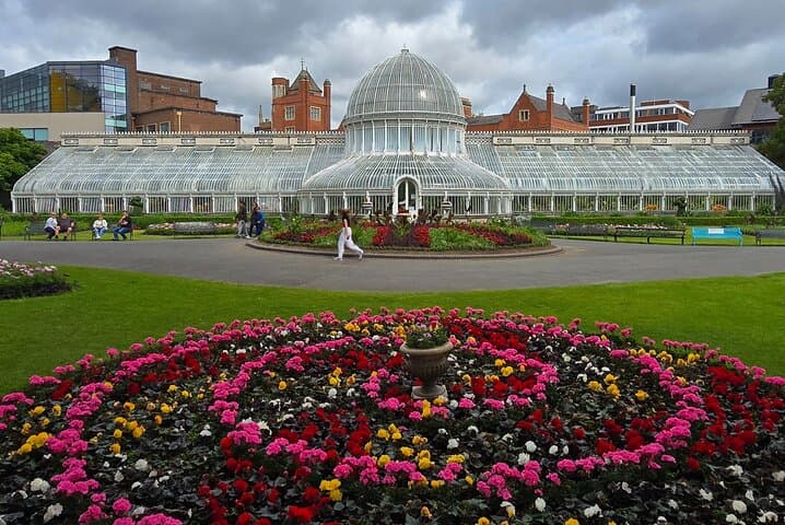 Holistic Belfast Walking Tour — Botanic Gardens, Ulster Museum & Linen Quarter photo 5