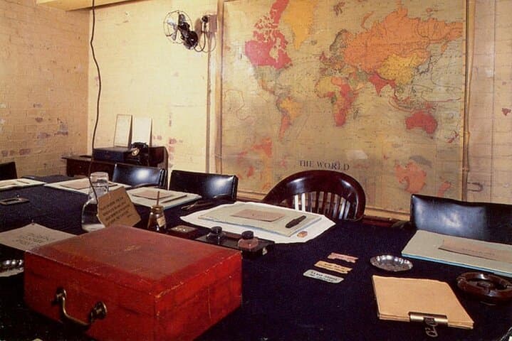 Churchill War Rooms & Westminster WW2 Walking Tour — London History Walk photo 6