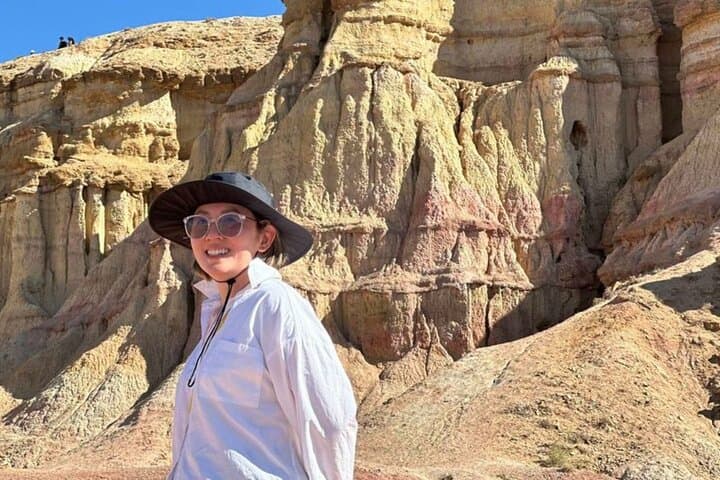 4-Day Terelj and Gobi: Horse Riding, Chinggis Khaan & White Stupa photo 3
