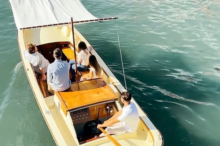 Lagoon Classics: 4-Hour Private Boat Tour to Murano, Burano & Torcello photo 3