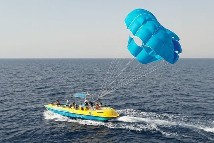 Parasail Over Jeddah: Red Sea Parachute Experience from Al Bayada Island photo 4