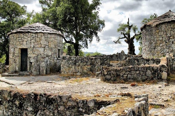 Guimarães Origins Private Tour: Citânia, Castle & Penha Mountain photo 2