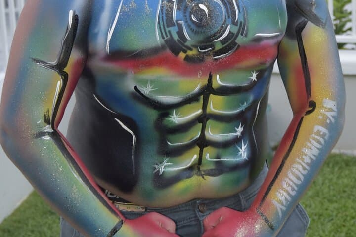 Painted in Paradise: Group Bodypainted Makeover Experience in Jamaica photo 6