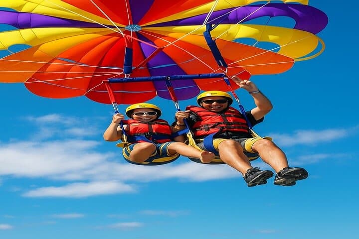 Parasail Over Jeddah: Red Sea Parachute Experience from Al Bayada Island photo 6