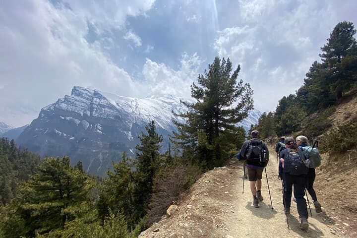 Annapurna Circuit Trek with Tilicho Lake — 16-Day High-Altitude Himalayan Journey photo 2