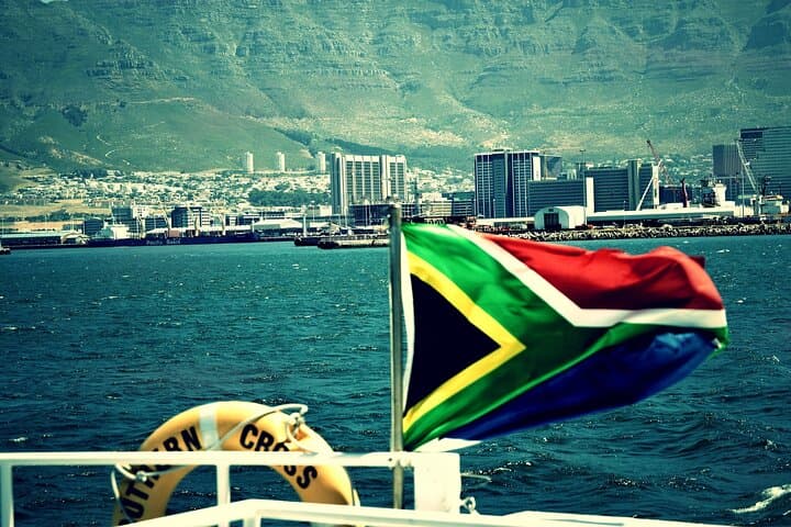 Robben Island and Table Mountain Tour — Cape Town History, Cable Car Views & Practical Tips photo 5