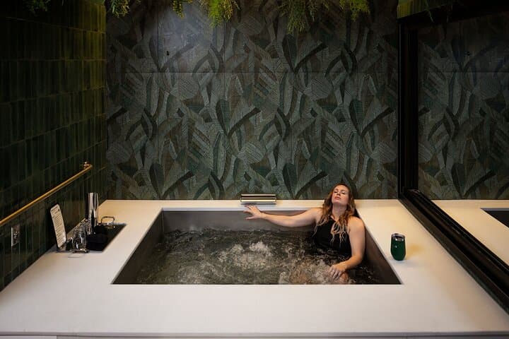Denver South Beer Spa: Private Beer-Infused Hot Tub and Infrared Sauna photo 4