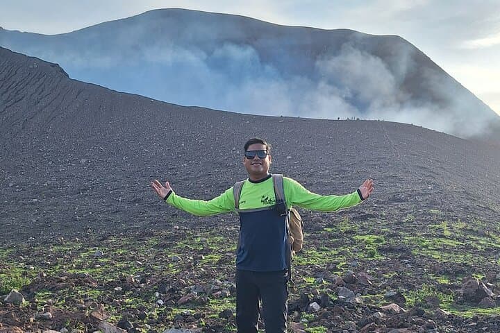 Twilight Hike to Telica Volcano: Sunset Crater Hike from León photo 4