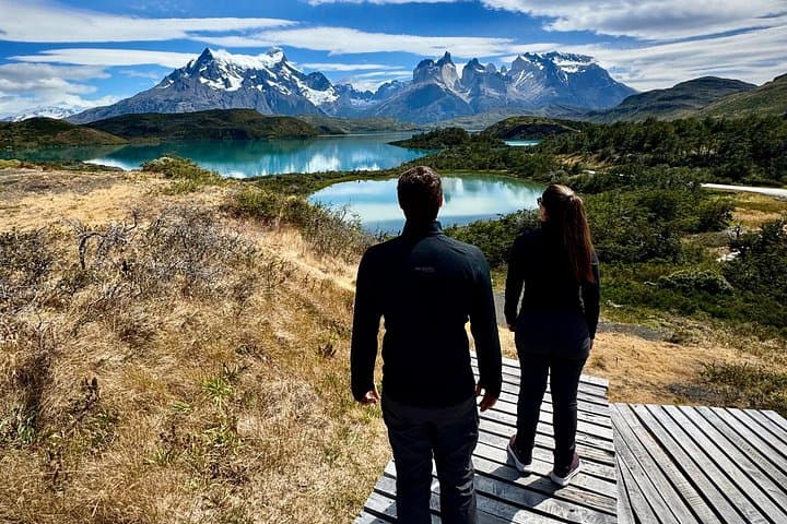 Private Full-Day Torres del Paine: Pehoe, Salto Grande & Iconic Towers photo 2