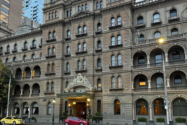 Melbourne Private Tour: CBD Walk & Brighton Beach Boxes Day Trip photo 3