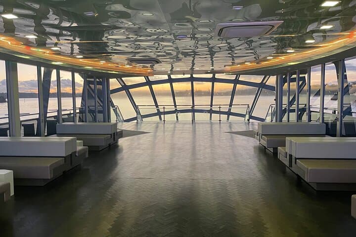Sydney Harbour Glass Boat Lunch Cruise — Opera House & Harbour Bridge Buffet photo 6