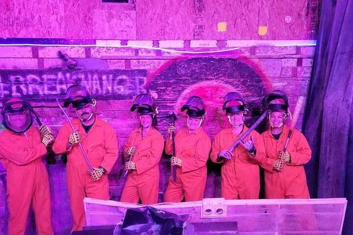 Smash Lab Rage Room & Splatter Art Studio — Oahu's Hands-On Anger Release Experience photo 2