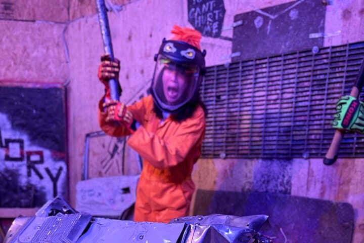 Smash Lab Rage Room & Splatter Art Studio — Oahu's Hands-On Anger Release Experience