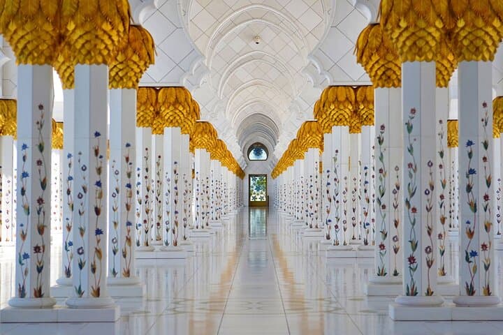 Dubai to Abu Dhabi Private Day Tour: Grand Mosque, Mangroves & Corniche photo 6