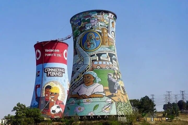 Luxury 8-Day Cape Town, Johannesburg & Kruger Safari: Table Mountain to the Big Five photo 5