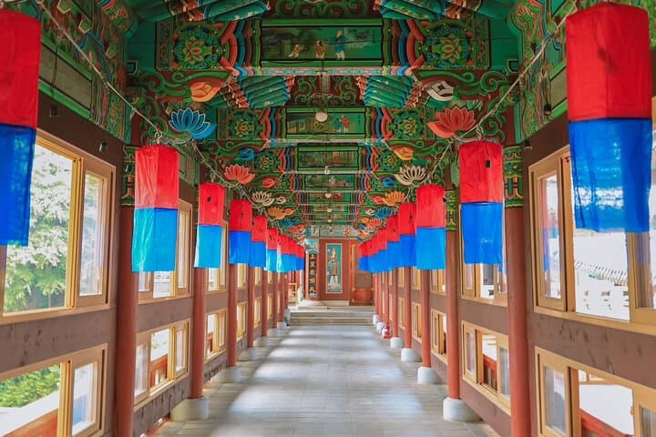Day Trip to Danyang: Guinsa Temple, Bobaljae Maple Road & Ondal Film Set Cave photo 2