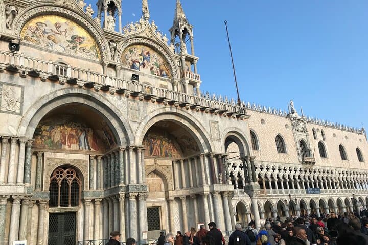 Venice by Night: Full-Day Lake Garda Tour with Giudecca Sunset Boat