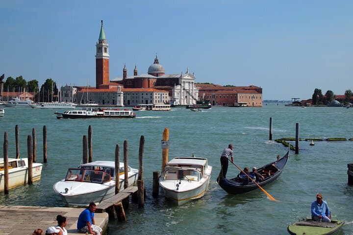 Venice by Night: Full-Day Lake Garda Tour with Giudecca Sunset Boat photo 4