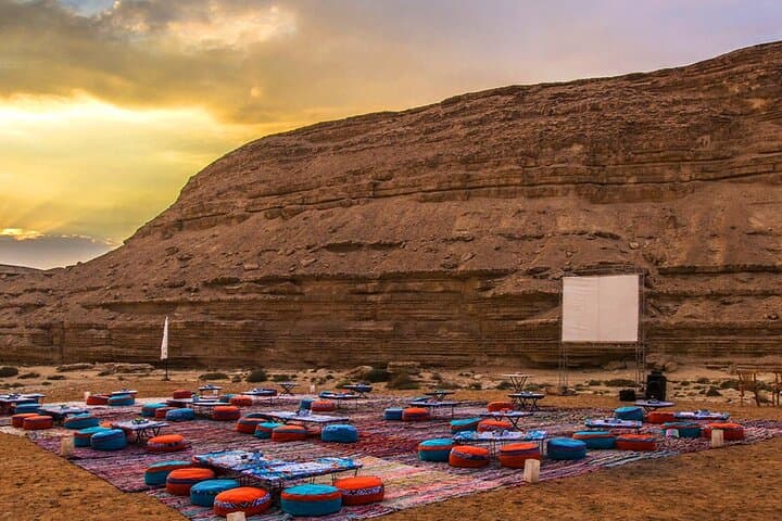 Wadi Degla Hike: Desert Canyon Trails, Wildlife & Bedouin Picnic from Cairo