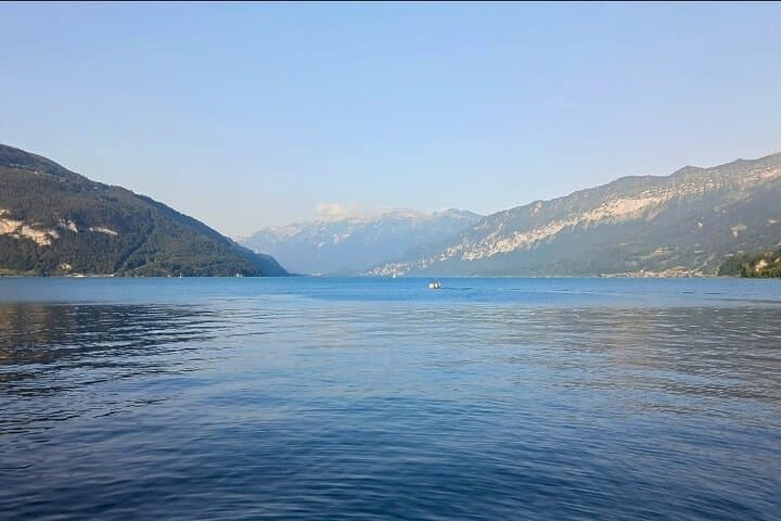 Spiez Walking Tour: Castle, Forest and Lake Thun Shoreline (80 minutes) photo 5