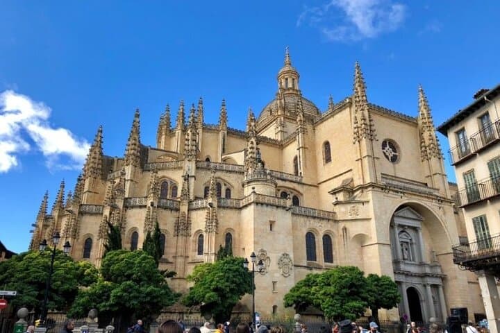 Segovia & Avila: Two-Day Private Tour with Hot Air Balloon from Madrid photo 5