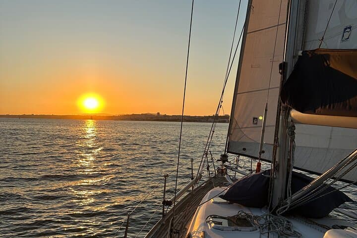 Sunset Sailing on the Tagus: Lisbon Boat Tour from Doca de Alcântara