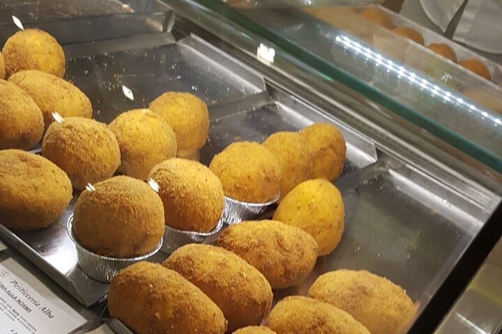 Palermo Markets Walking Tour: Ballarò & Capo Street Food Experience photo 4