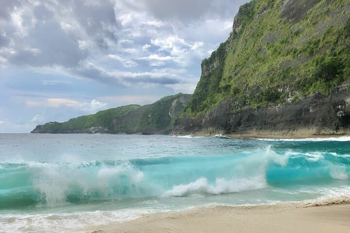 Nusa Penida Day Tour — Kelingking, Broken Beach & Angel's Billabong photo 4