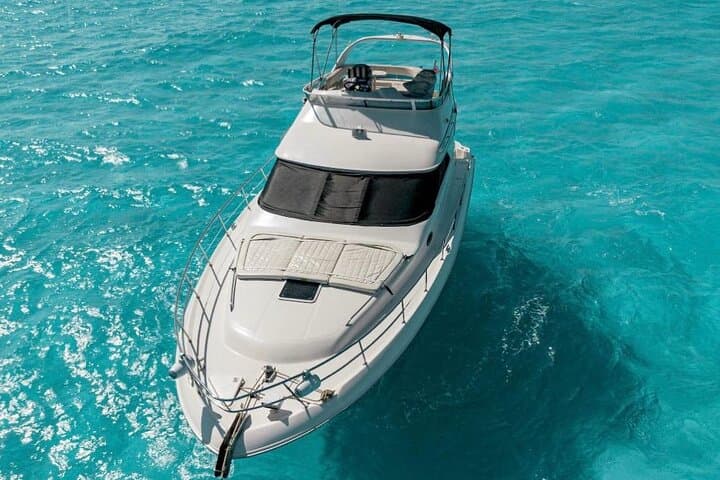 Private Yacht to Isla Mujeres from Cancun — Blanquizal, Punta Sur & North Beach photo 3
