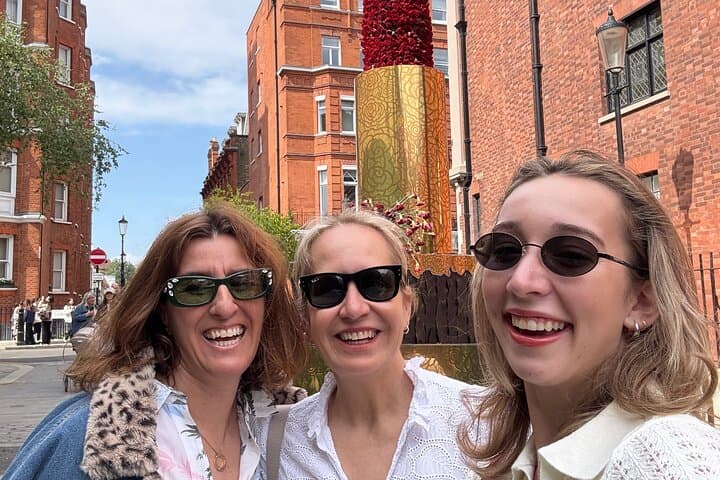 Insider London Shopping Tours — Mayfair, Carnaby & Marylebone Stroll photo 6
