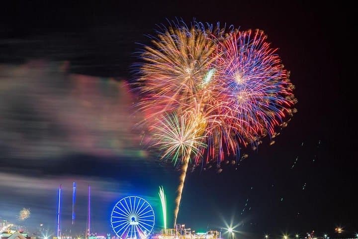 Fireworks Over the Atlantic: Ocean City's Sea Rocket 4th of July Cruise photo 4