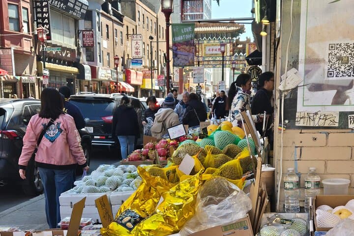 Nibble Food Tour: A Chef-Led Walk Through Philly’s Best Bites photo 4