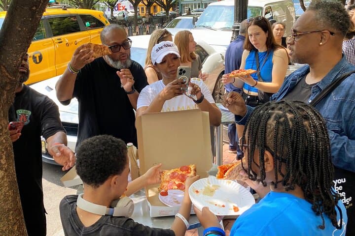 Greenwich Village Pizza Walk: Taste New York's Classic Slices photo 4