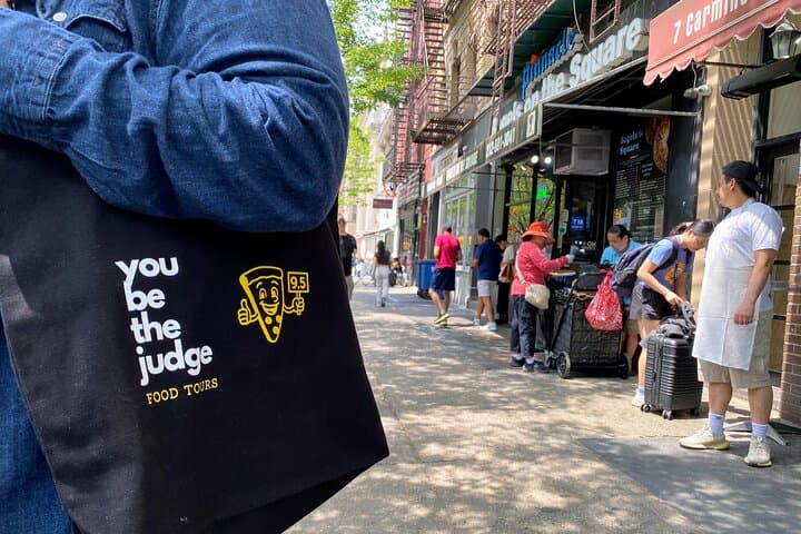 Greenwich Village Pizza Walk: Taste New York's Classic Slices