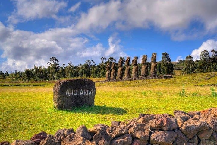 Half-Day Rapa Nui Tour: Ahu Tahai, Ahu Akivi & Puna Pau Views photo 2
