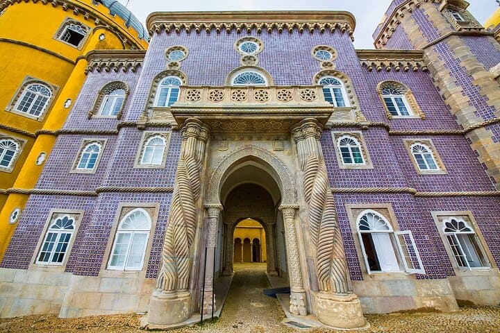 Pena Palace and Park: Sintra's Colorful Hilltop Palace Visit Guide photo 5