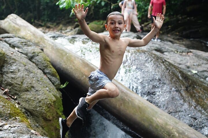 Full Day Waterfall Adventure from Quepos — Waterfalls, Caves & Jungle Pools photo 6