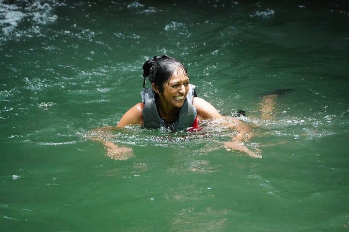 Paddleboarding to Jungle Falls: Full-Day Manuel Antonio Waterfall & Beach Adventure photo 5