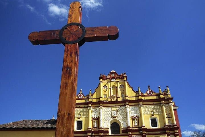 3-Day Magical and Ancestral Chiapas: Sumidero Canyon, Indigenous Villages & Waterfalls photo 3