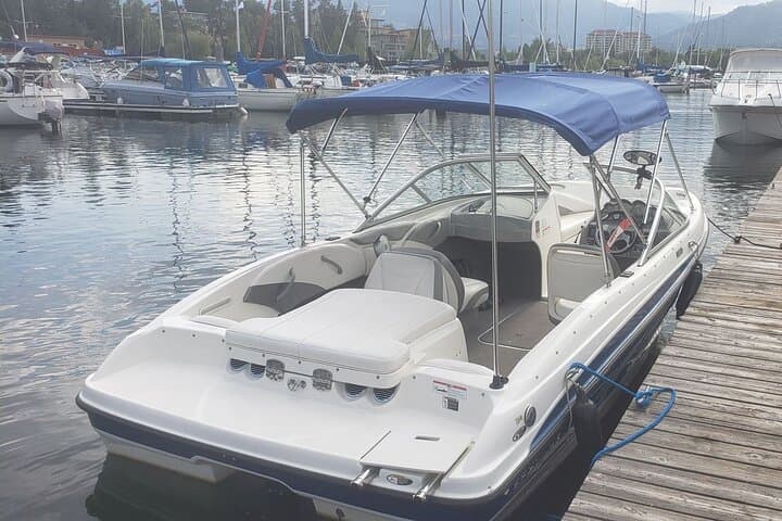 Bowrider Boat Rental on Okanagan Lake — Penticton Hourly Rentals & Tubing photo 4