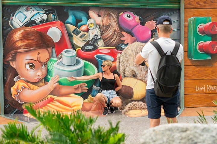 Wynwood Walls Early Access: Private After-Hours Murals Tour in Miami photo 1