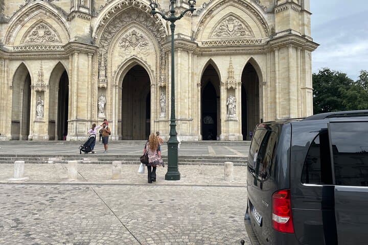 Private Loire Valley Castles Day Trip from Paris — Customizable Château Tour photo 6
