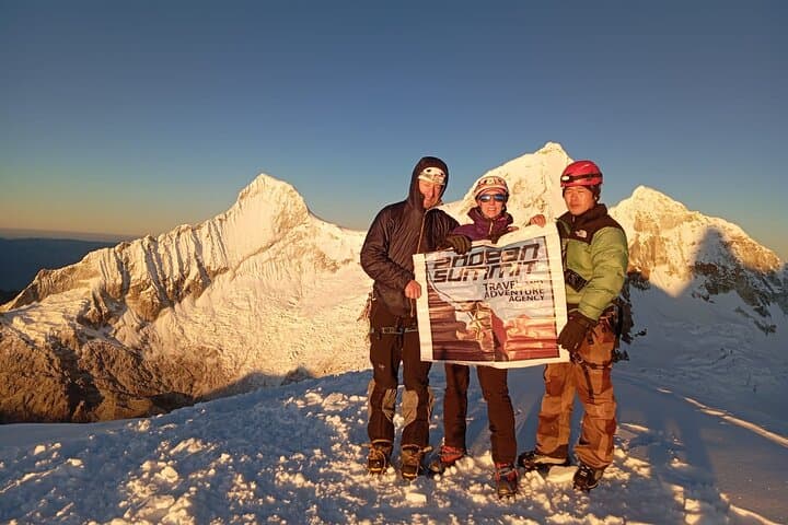 Summit Pisco: 3-Day Guided Climb to 5,752m in the Cordillera Blanca