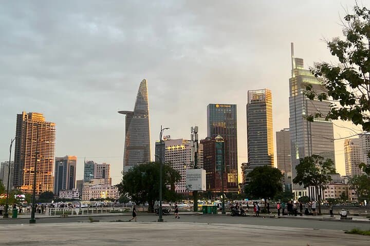 Explore Saigon in a Day: Hidden Alleys, Thao Dien & Landmark 81 photo 3