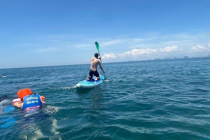 Son Tra Peninsula Speedboat Snorkel and Fishing Tour from Da Nang