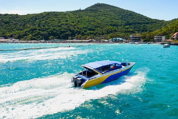 Speedboat Day Trip to Coral Island (Koh Larn) from Bangkok with Lunch