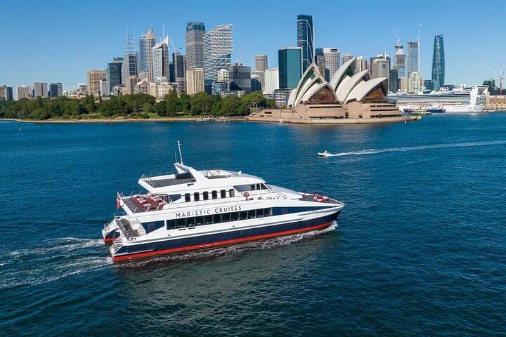 Sydney Harbour Devonshire Tea Cruise: Opera House & Harbour Bridge Sightseeing