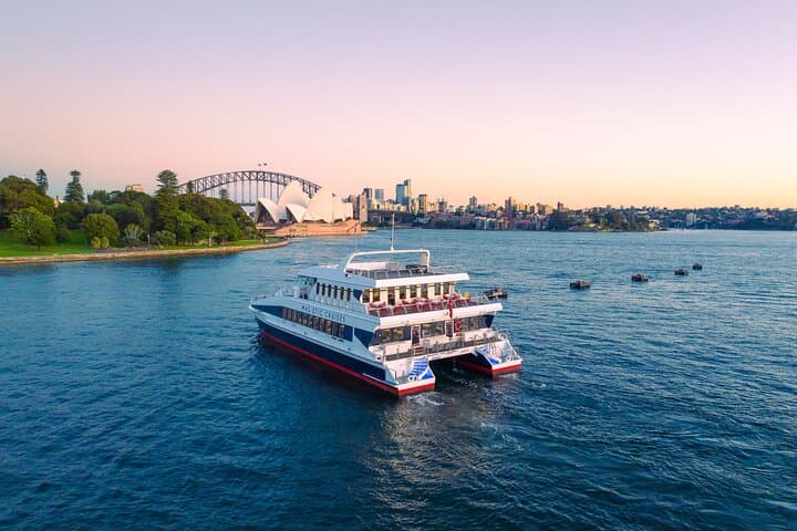 Sydney Harbour Devonshire Tea Cruise: Opera House & Harbour Bridge Sightseeing photo 5